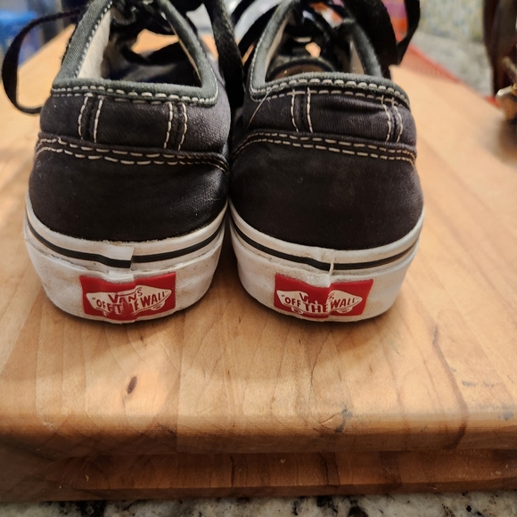 Ladies size 5.5 Black Van's Sneakers - Picture 2 of 7